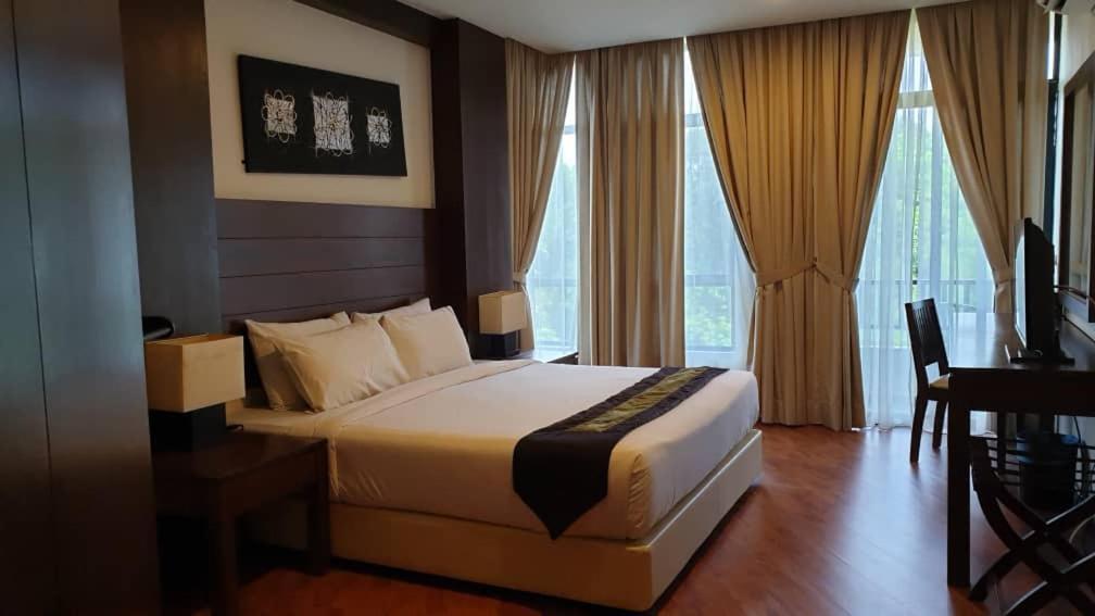 Samsuria Beach Resort & Residence Cherating Exterior foto